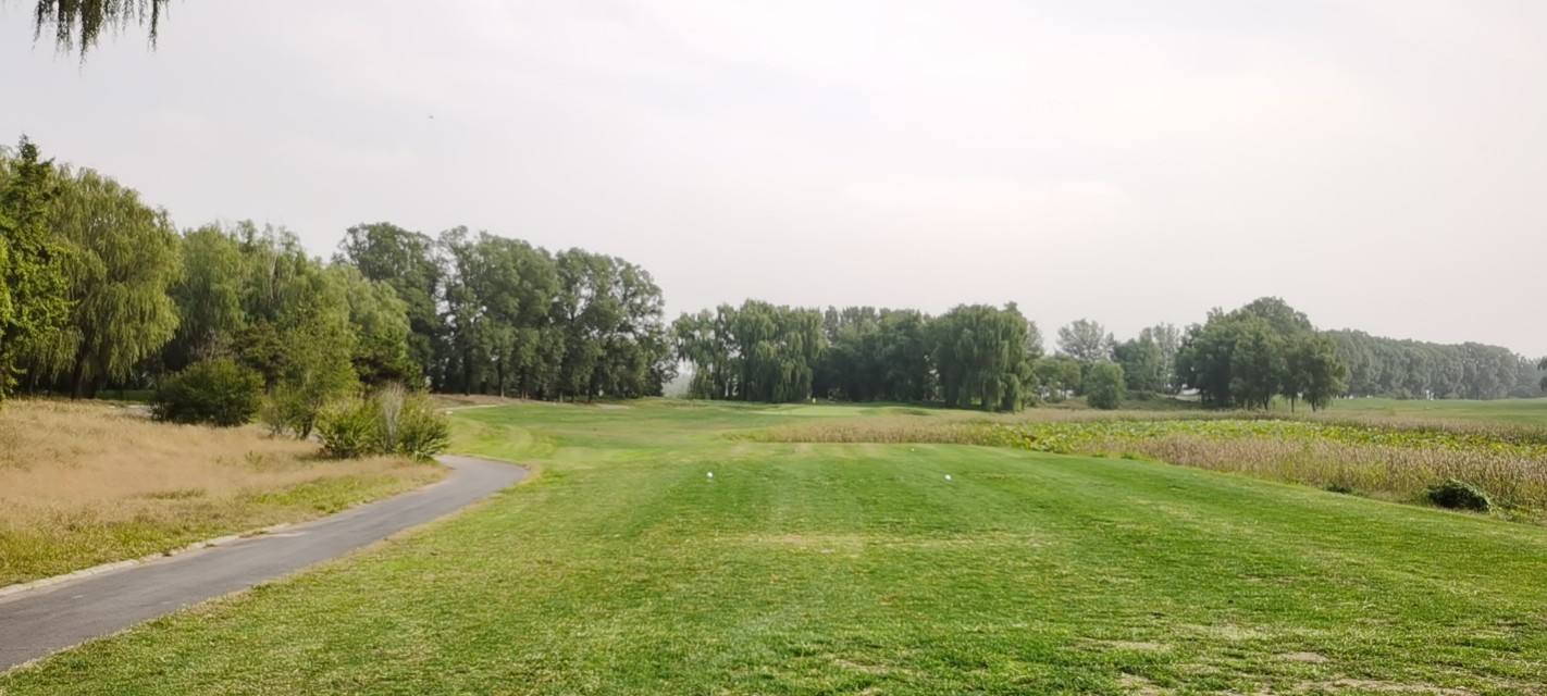 北京cbd国际高尔夫球场,北京金帝高尔夫球场