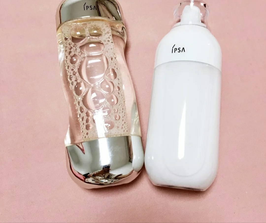 皮肤白到反光的女人,暗夜皮肤暗沉美白水乳推荐