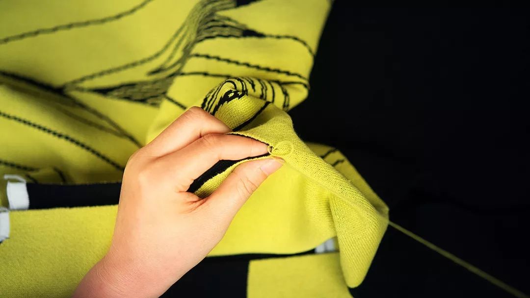 中国产的羊绒衫在俄罗斯卖多少钱,中国阿玛尼衣服代工厂