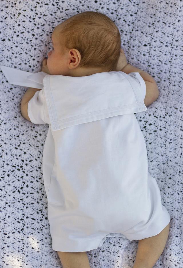 婴儿贴身连体衣制作教程,宝宝罩衣的制作教程