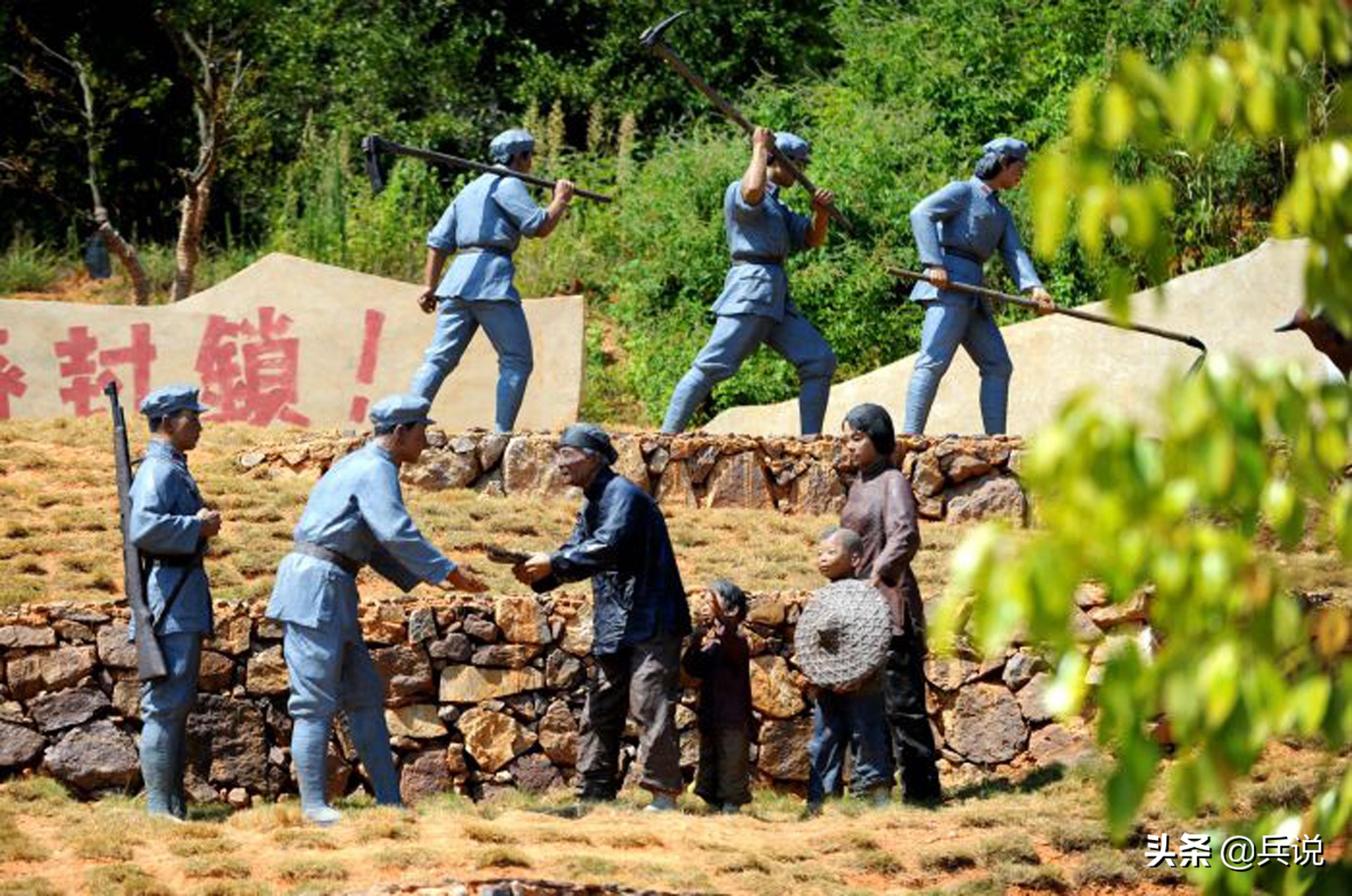 张国华打回家乡，已是一军之长，泪如泉涌：爹，娘！我回来了