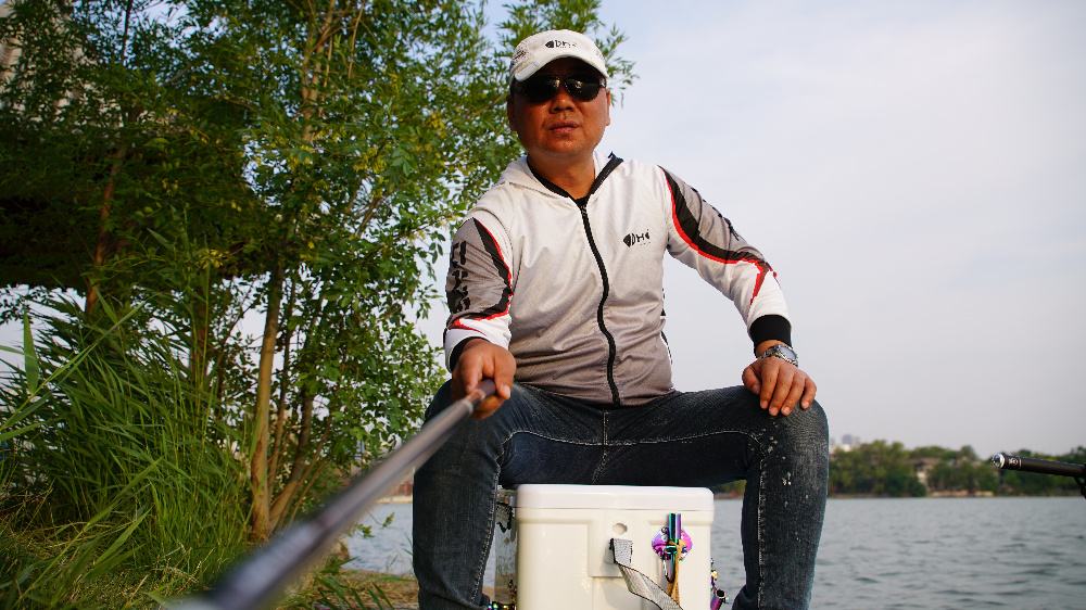 钓鱼名人为产品代言惹争议，这件事还得理性看待！