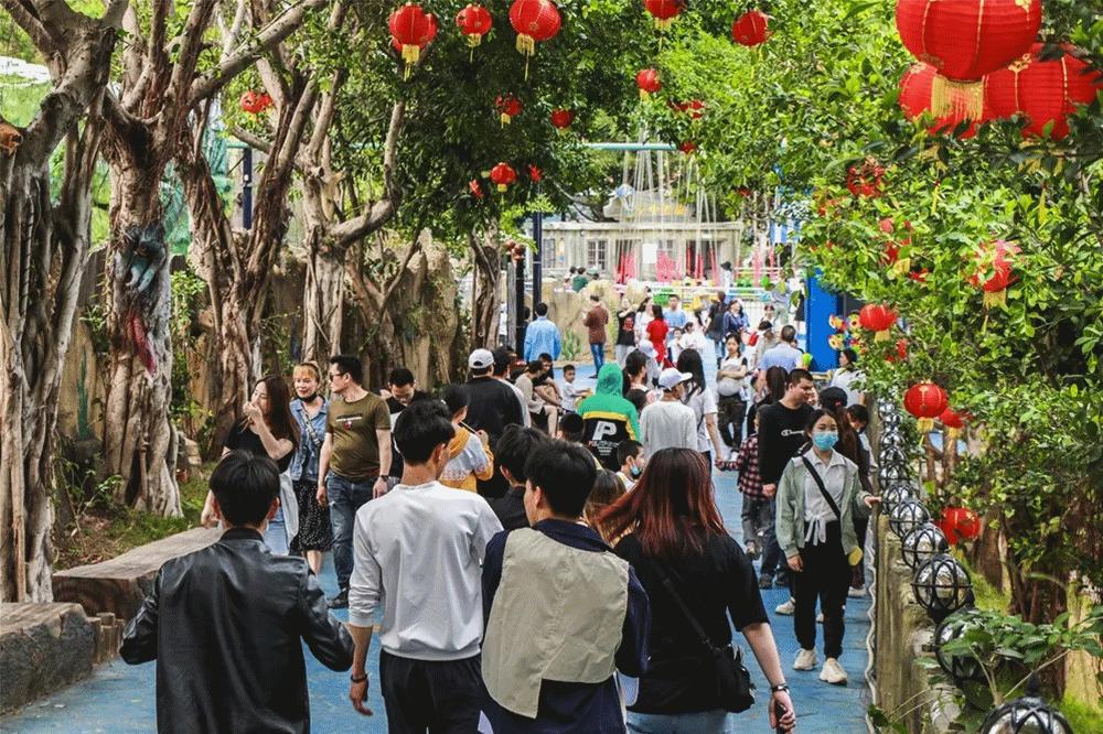 鎴戝湪鍗楀畞绛変綘瑙嗛,鎴戝湪鍗楀畞绛変綘鍘熺増