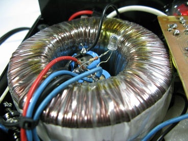 用lm3886自制功放,用lm3886功放为什么高音不足