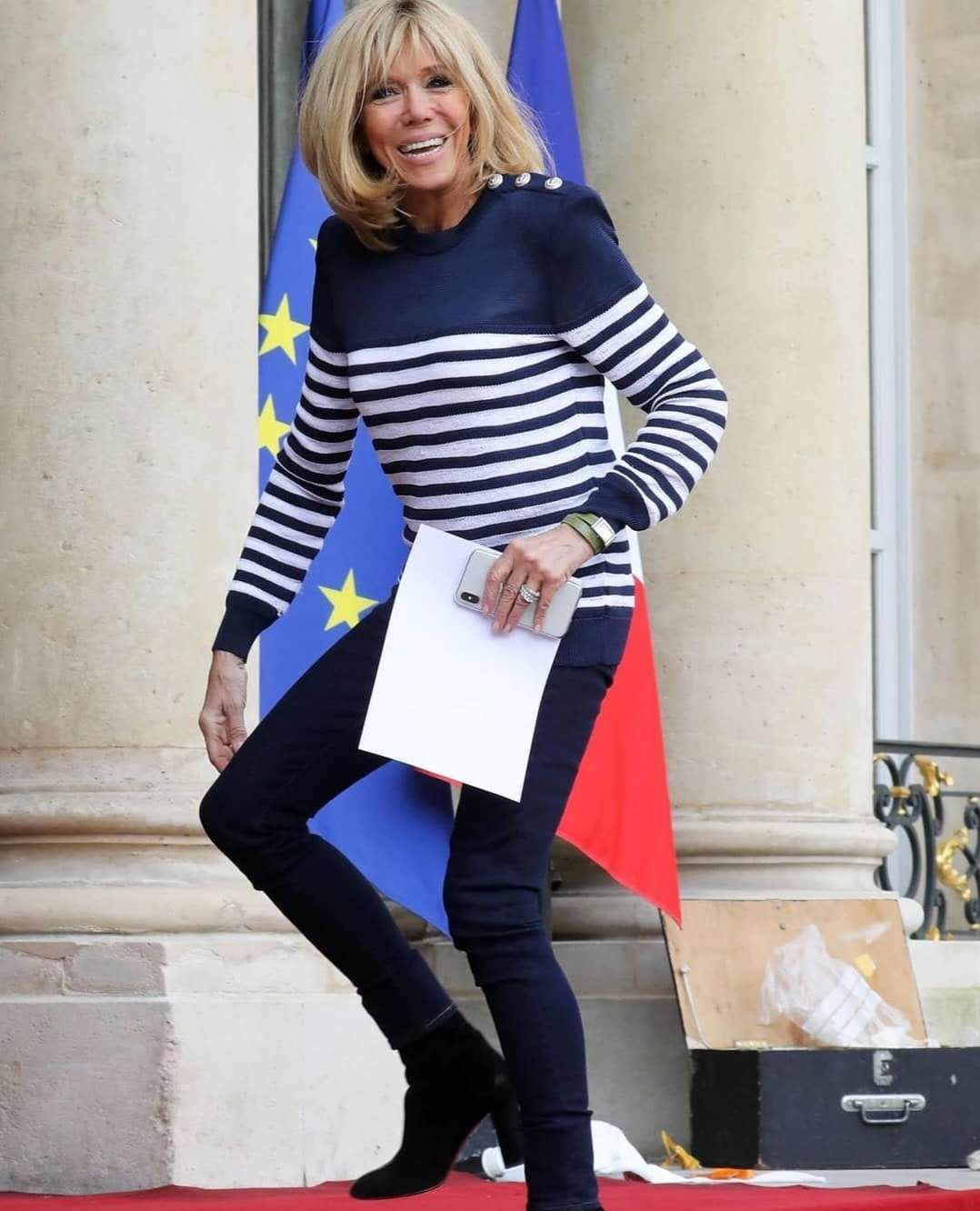 法国总统踢球,法国总统踢足球