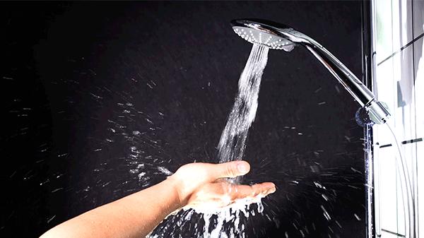 大花洒怎么洗澡,顶喷大花洒
