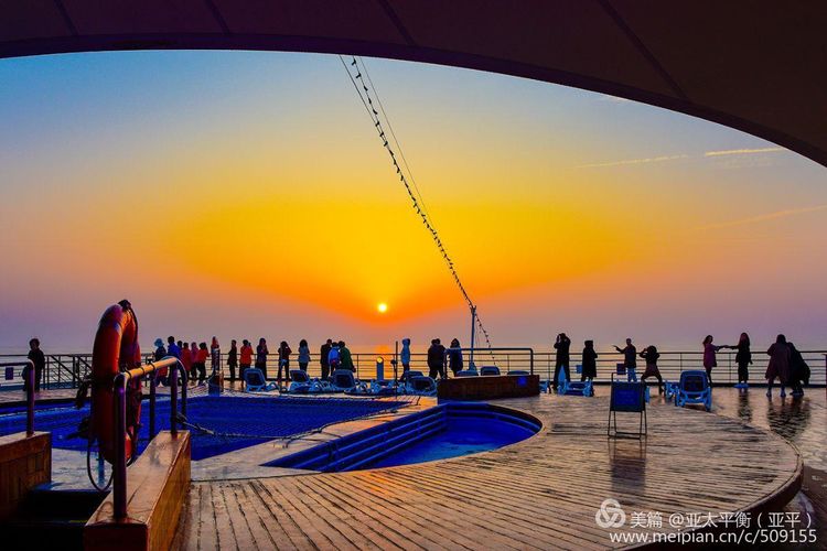 广岛长崎核爆后场景,日本长崎迷人夜景