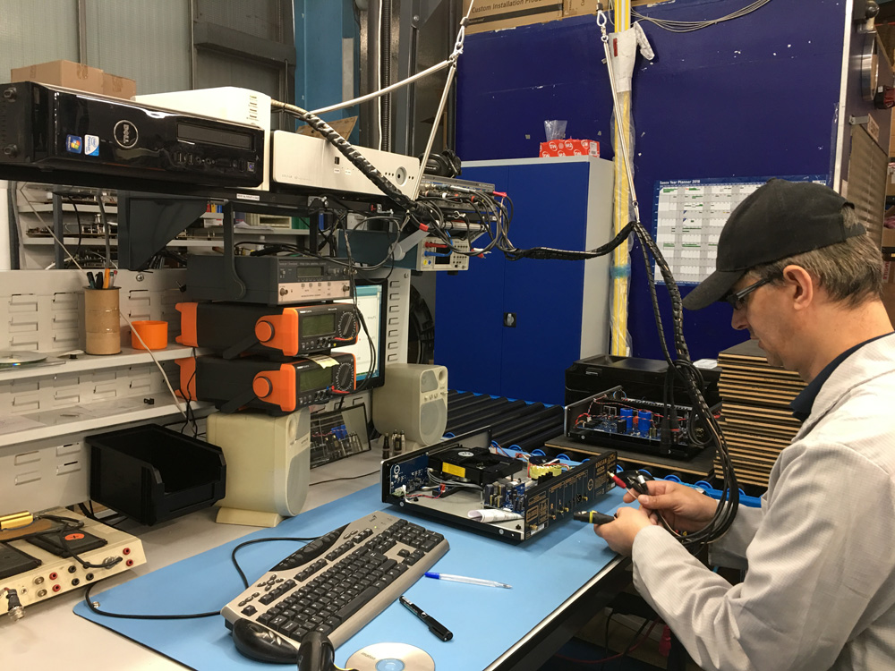 猛牌Gold100书架箱搭配乐圣里海三件套组Hi-Fi是什么感觉?