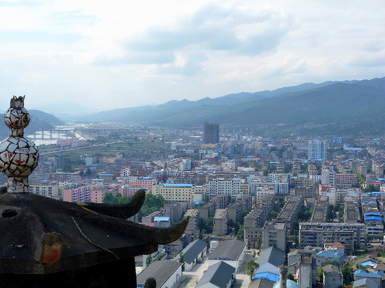 分享老照片，带你走进十年前的宝轮，还是那样的美