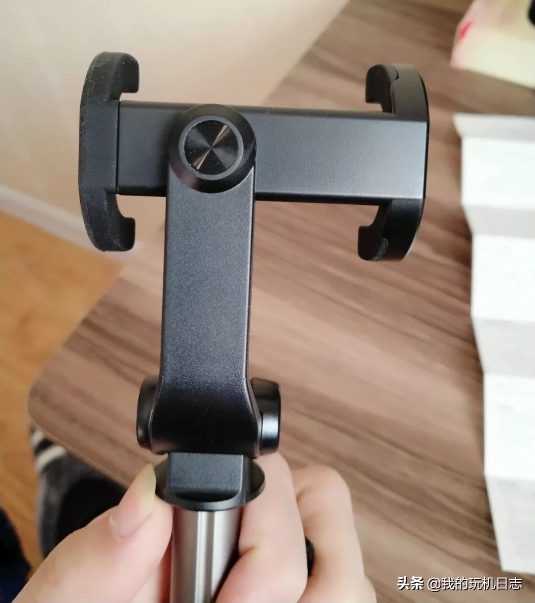 蓝牙自拍杆三脚架直播视频,蓝牙自拍杆三脚架哪个牌子质量好