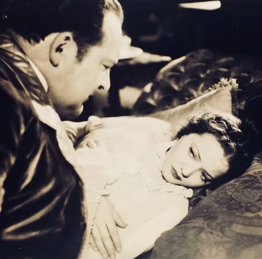 珍妮姑娘原版,珍妮姑娘深度解析