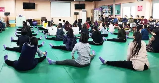 剖宫产和顺产哪个更痛,顺产和剖宫产哪个更痛