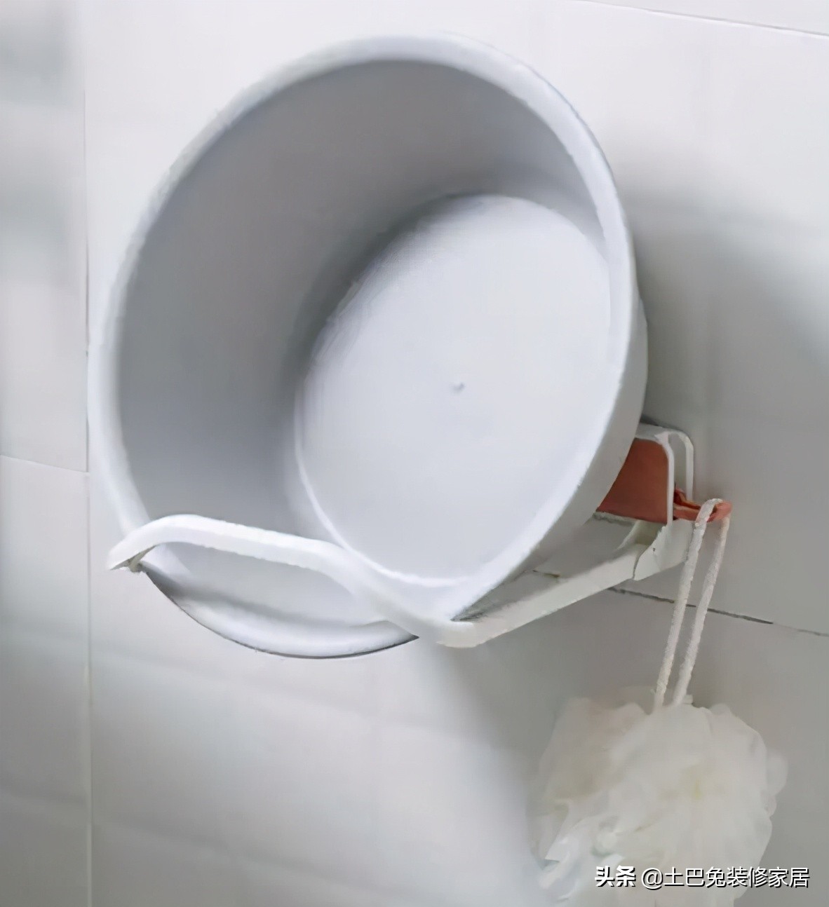 刚装修完的卫生间，被一堆网红神器给毁了