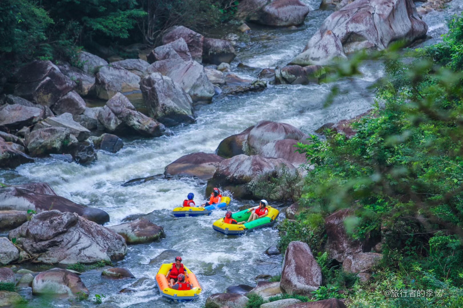 比邻越南的广西边境小城，这里的人不仅朴素还做了一手便宜好海鲜