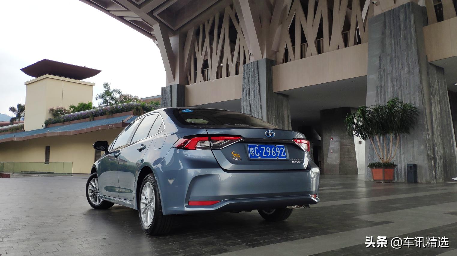 试驾卡罗拉2021款1.2tplus精英版,卡罗拉1.2t和朗逸1.5l试驾哪个好