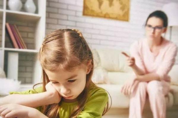 孩子调皮不听话应不应该教育他,孩子调皮不遵守规则