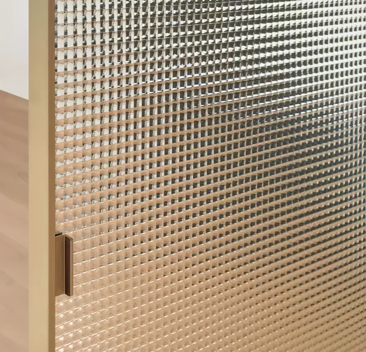 卫生间玻璃隔断效果图长虹玻璃,办公桌隔断长虹玻璃效果图