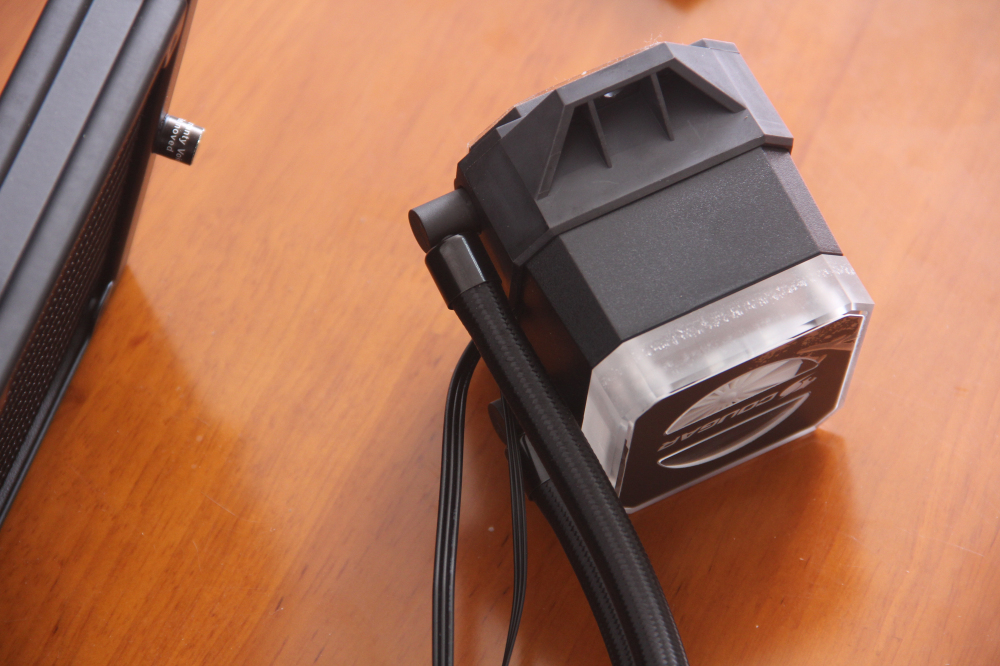 怎么让散热器跟机箱风扇神光同步,cpu散热器风扇替换神光同步