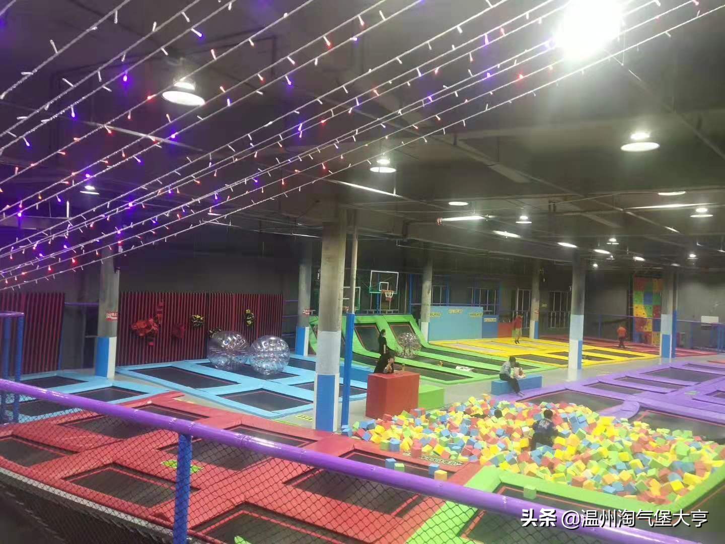 开一家蹦床主题游乐园多少钱,开个蹦床主题乐园投资多少