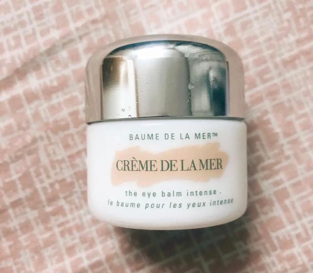 可以让眼部饱满的眼霜推荐,眼霜推荐去细纹25-30岁