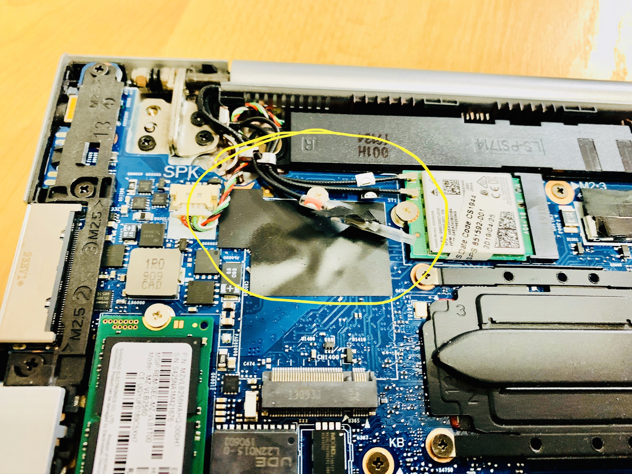 惠普elitebook830拆机教程,惠普elitebook850g5拆机视频