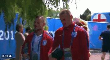 贝克汉姆秃了,贝克汉姆的头发秃了上热搜