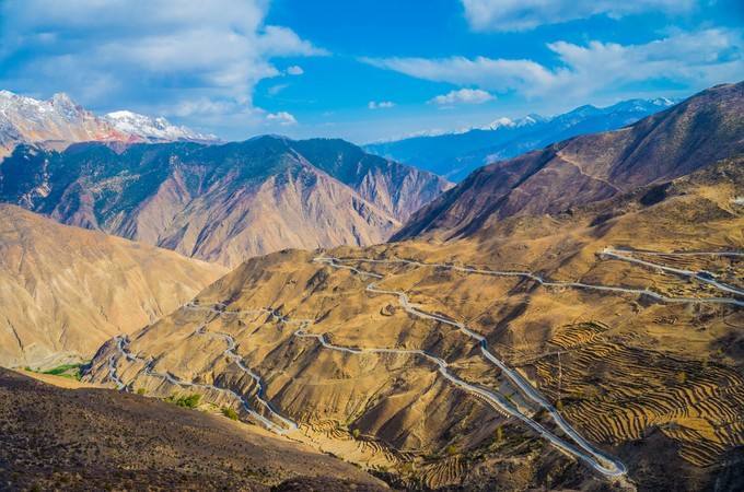 云南出发稻城亚丁两日游攻略,从云南去稻城亚丁旅游最佳路线