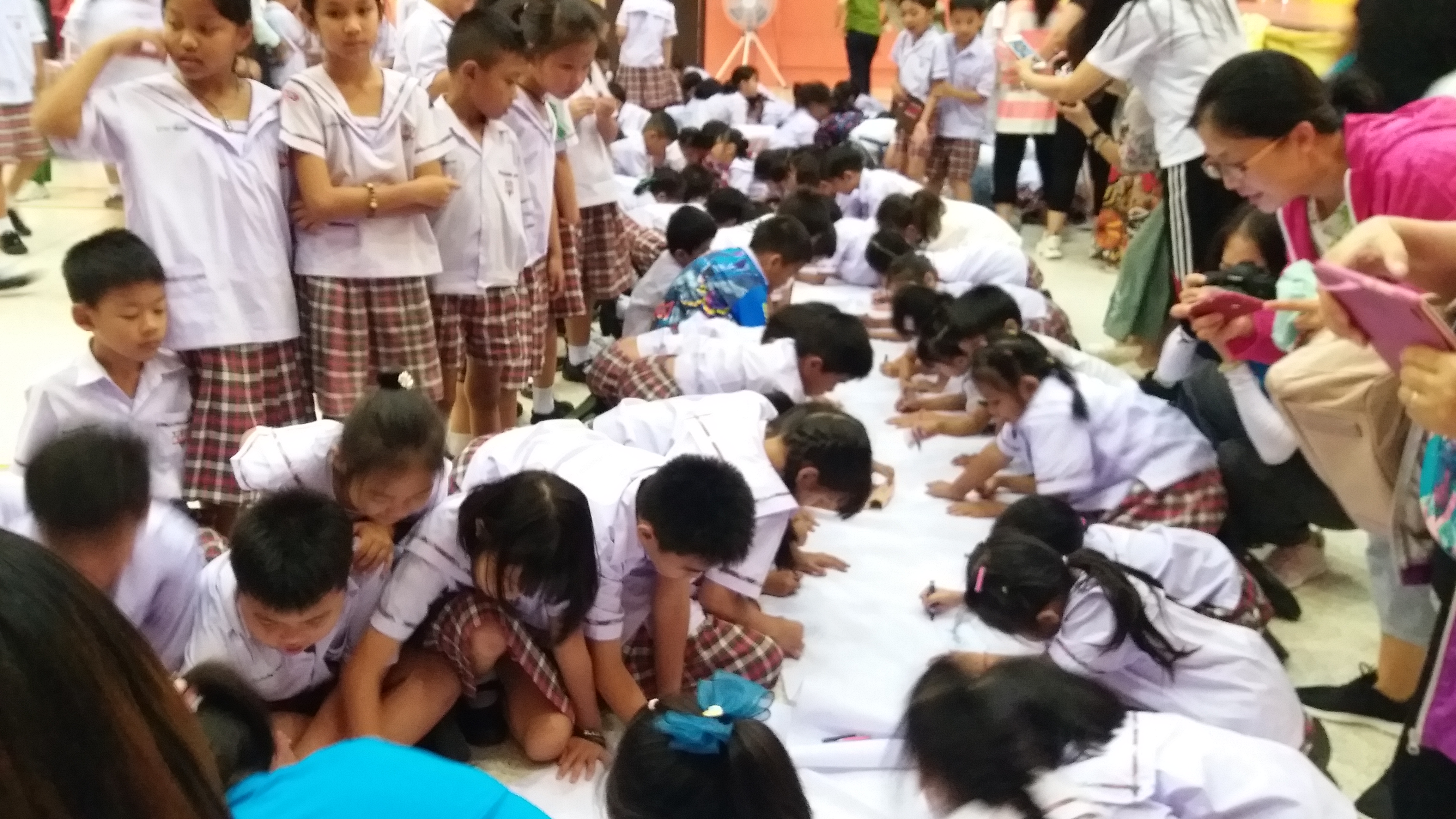 超越梦想巅峰赛,泰国中泰青少年文化艺术交流盛典