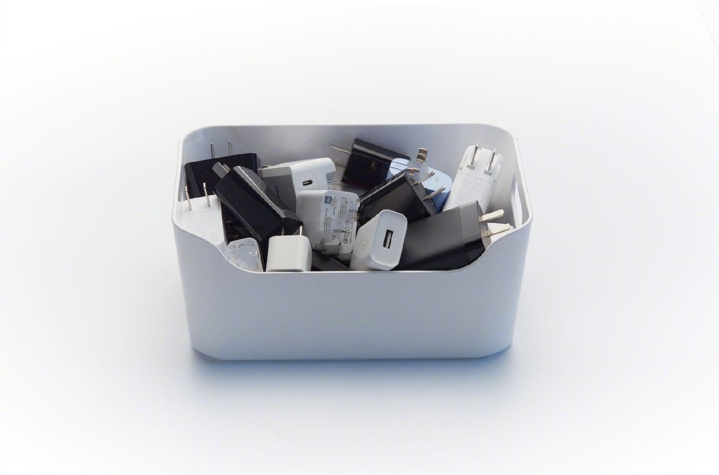 卢伟冰谈小米11屏幕素质,红米卢伟冰发布宣言