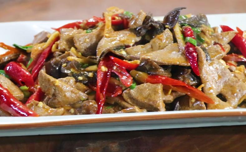 猪肝怎样做滑嫩,猪肝怎么做好吃又嫩无腥味