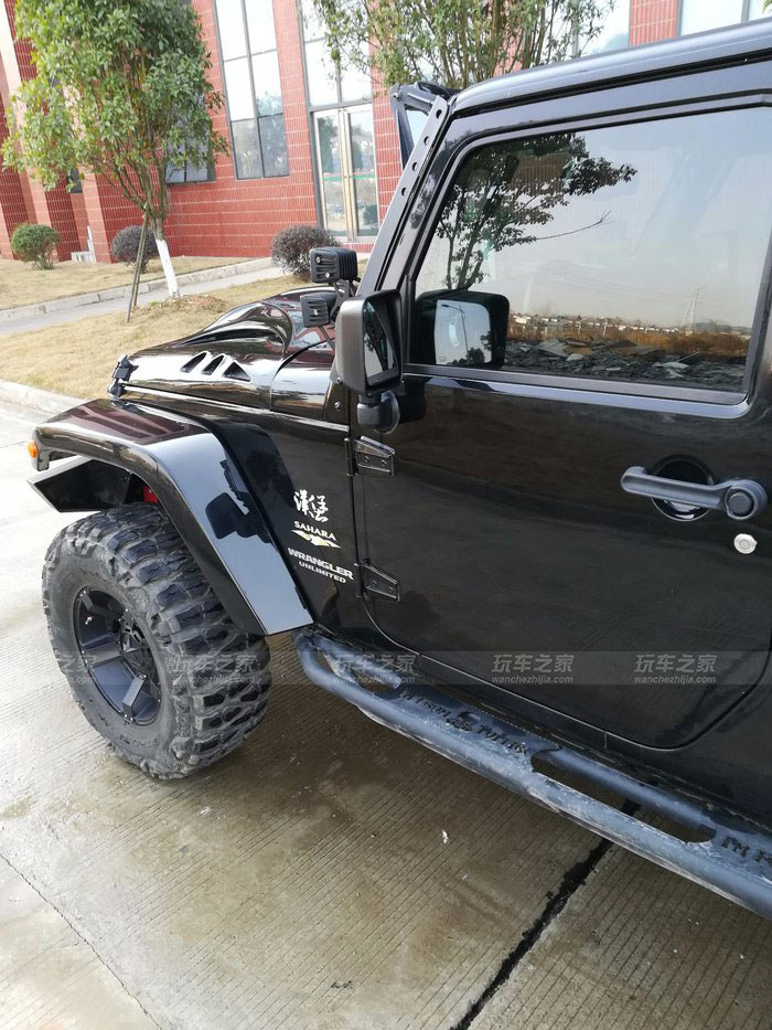 牧马人撒哈拉不升高改轮胎,牧马人2021款撒哈拉四门版落地价