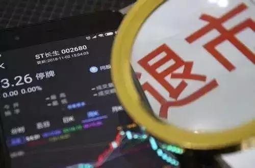 看了好多2018“盘点”，这几个最值得一读