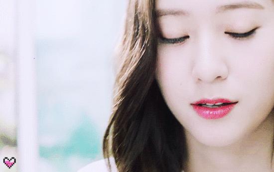 novo液体眼影试色好闪亮仙气十足,四色仙气紫色眼影盘