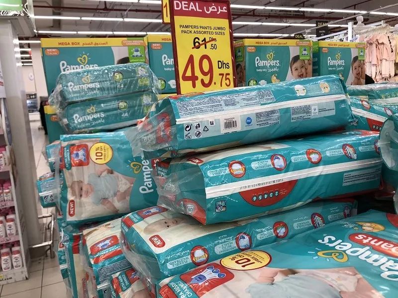 新加坡和迪拜生活成本,迪拜生活费用价目表