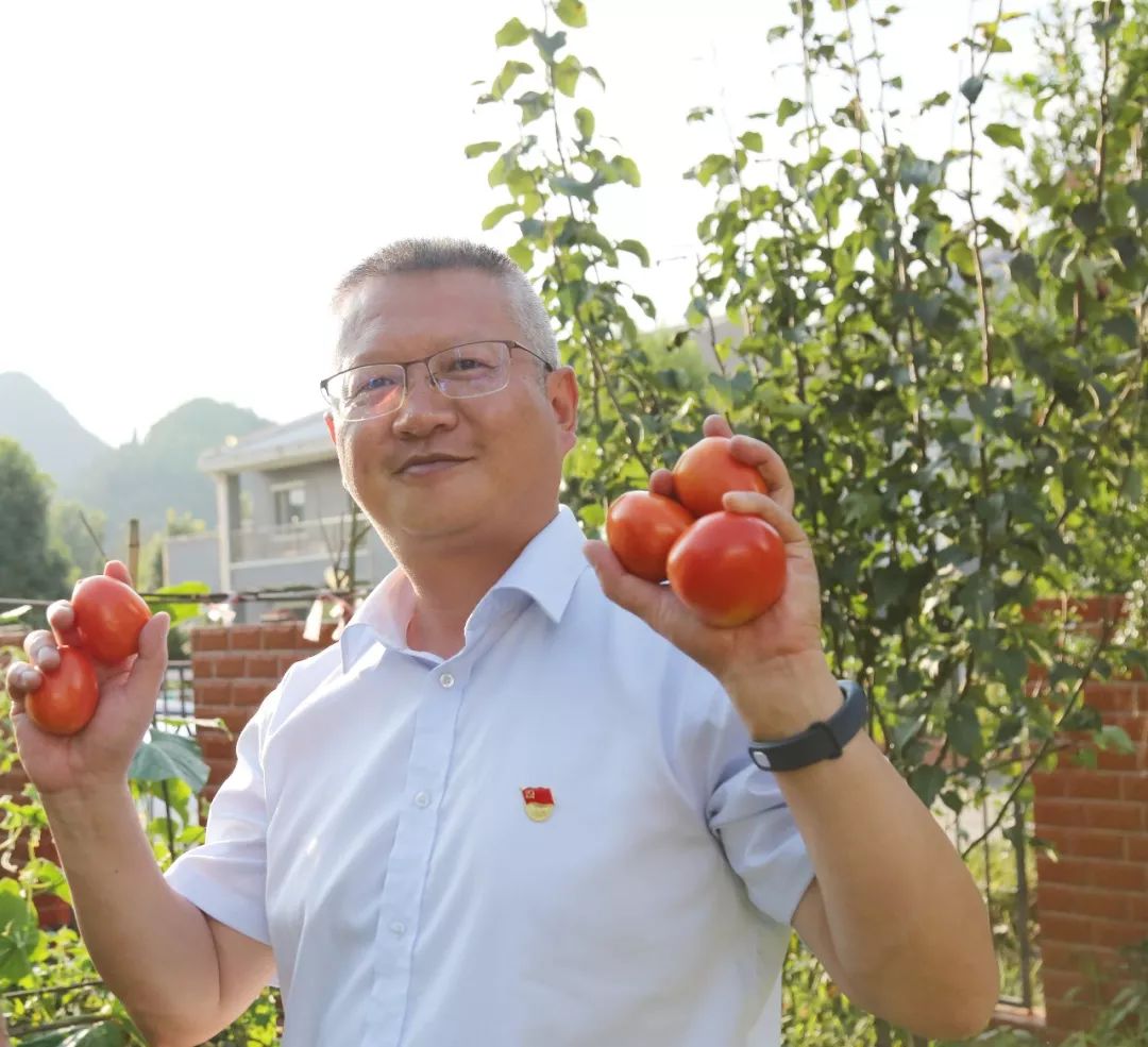 牢记使命勇于担当先进事迹,不忘初心牢记使命典型事迹张富清