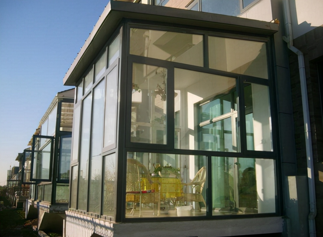为什么越来越多的人选择全铝家具,断桥铝窗和铝木窗优缺点