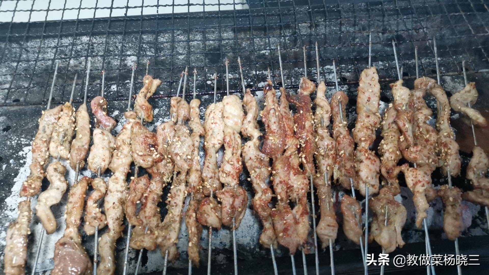 家里碳烤肉串,在家炭炉烤串
