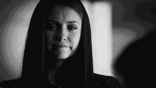 一个95后美女开了一家超市,85后美女开了一家超市