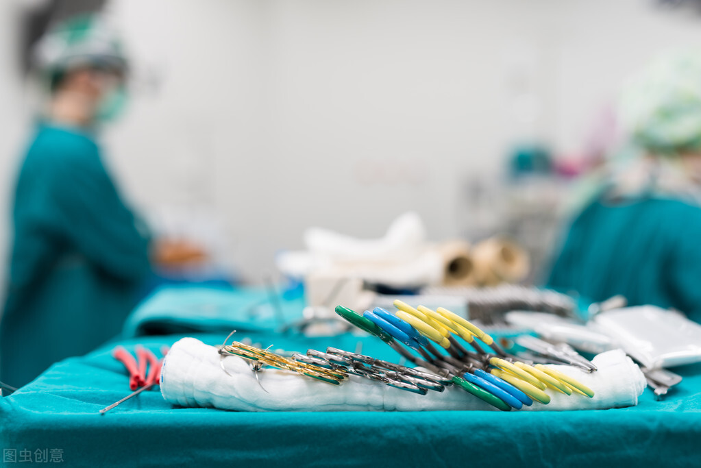 眼袋泪沟做完的恢复的视频,眼袋术后下眼睑塌陷怎么修复