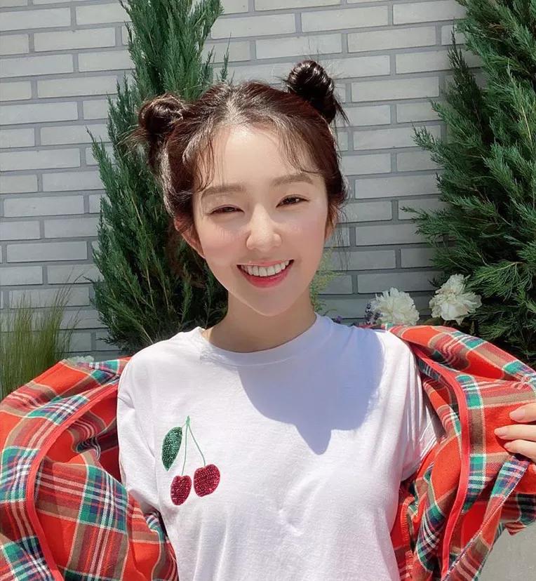 “空气刘海”不受宠了!今年流行这3款“刘海”,热巴郑爽都上头