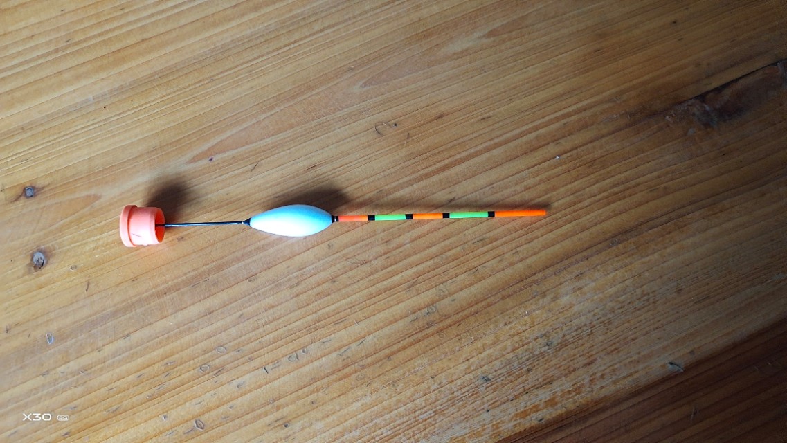 如何钓浮在水面上的鱼,岸钓鲷鱼技巧