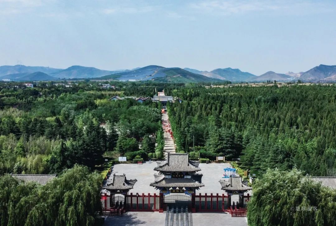 东坡埋在了哪里,苏轼埋葬郏县