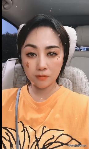 马丽微博发搞怪视频，特效结束后，却被眼尖网友发现端倪