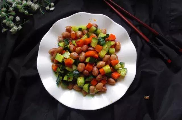 刮油减脂瘦身美白排毒水,真实有效的减肥刮油产品测评