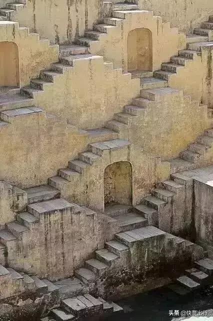 这是一条神奇的“天路”，难得一见，绝对震撼你的双眼