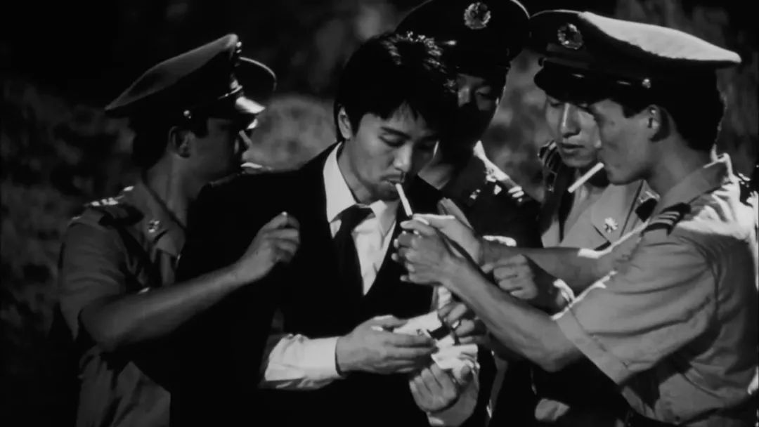 他们的第二条道路：4O位演员的导演处女作,一