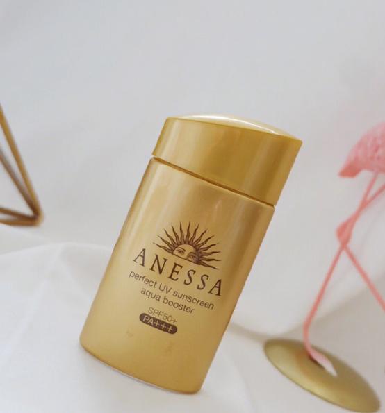 安耐晒防晒粉金跟温和金区别,安耐晒粉金瓶防晒