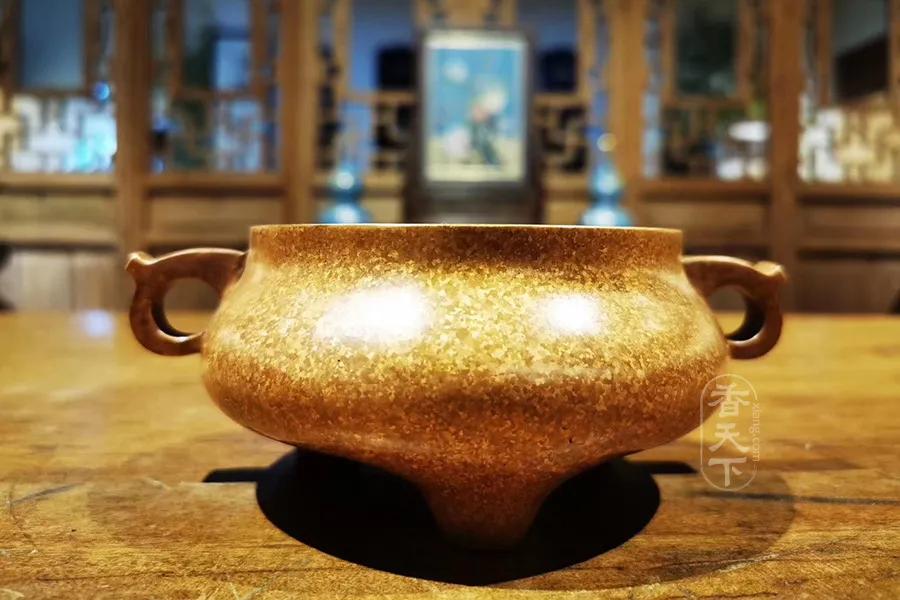 香炉玲珑雅致,香炉怎么陈设