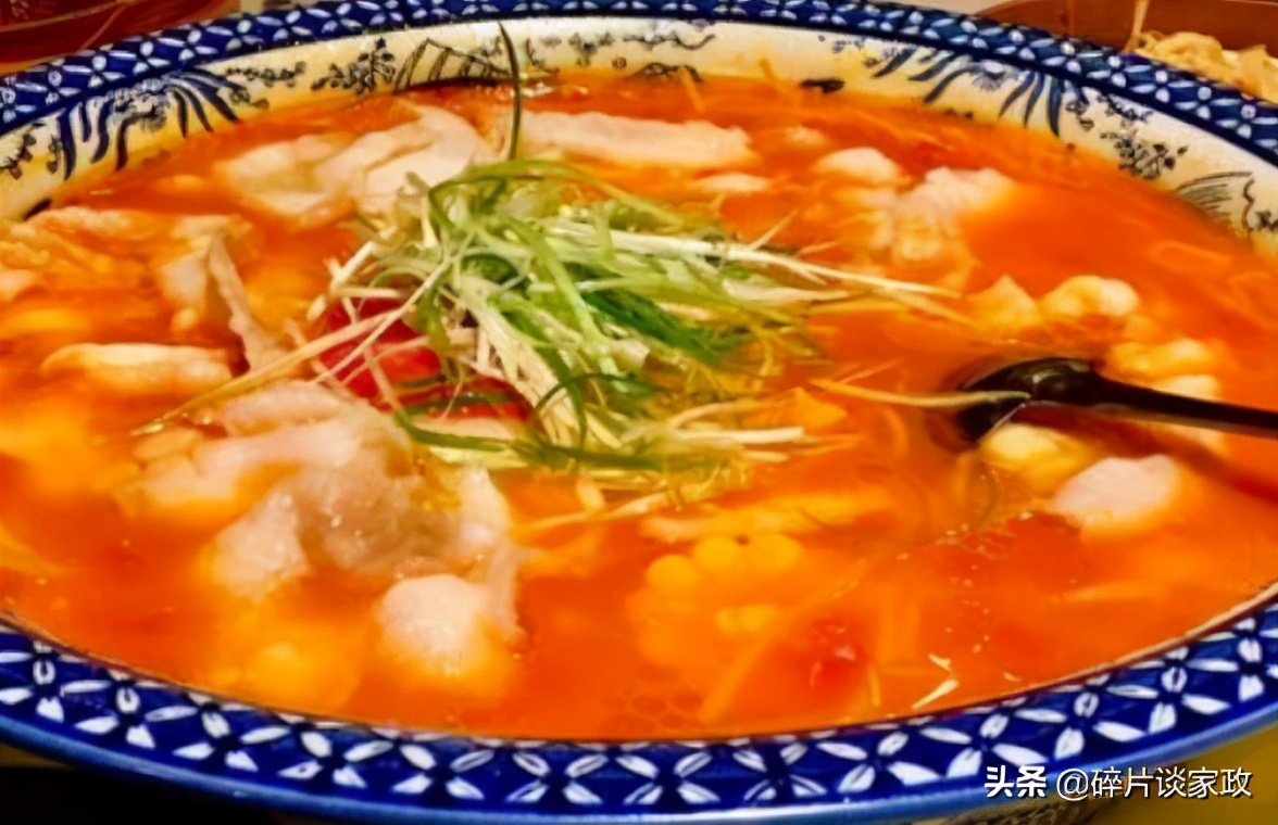 冬季养生必吃番茄鱼，开胃美味又营养，鱼肉全家都爱吃