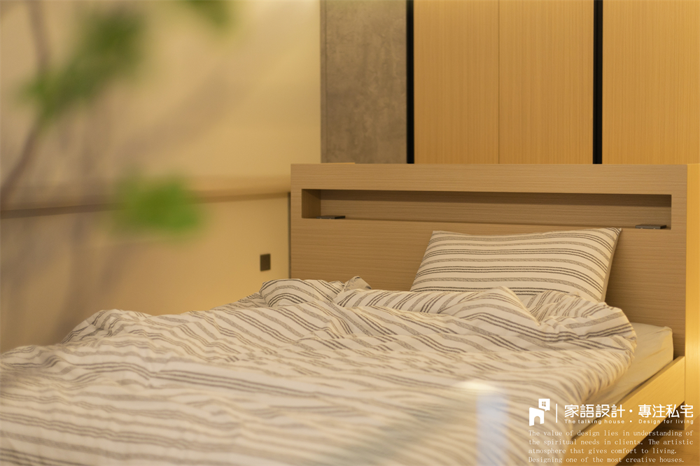 52㎡原木风一人居公寓,看完我对Loft心动了